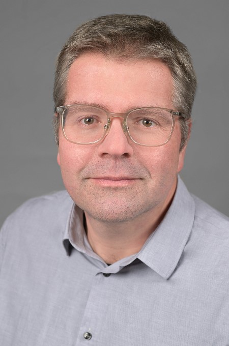 Dr. -Ing. Jens Kalameya